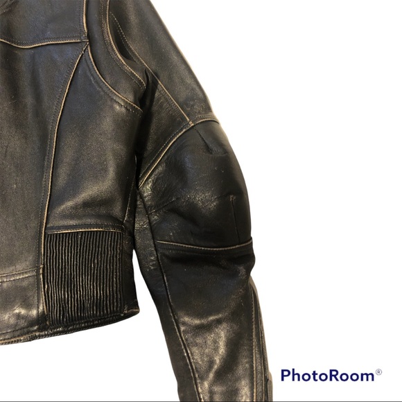 Womens Harley Davison leather jacket - Picture 3 of 8